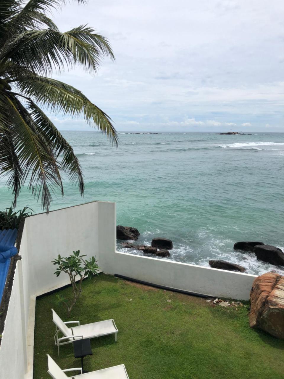 Galle Henna Beach House Unawatuna Exterior photo