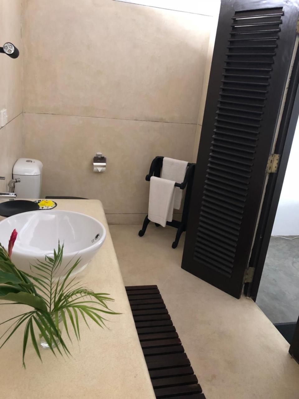 Galle Henna Beach House Unawatuna Exterior photo